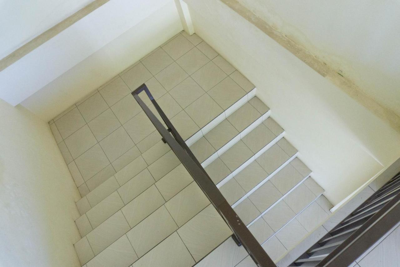 Reddoorz Syariah Near Sultan Muhammad Kaharuddin Airport Otel Sumbawa Besar Dış mekan fotoğraf